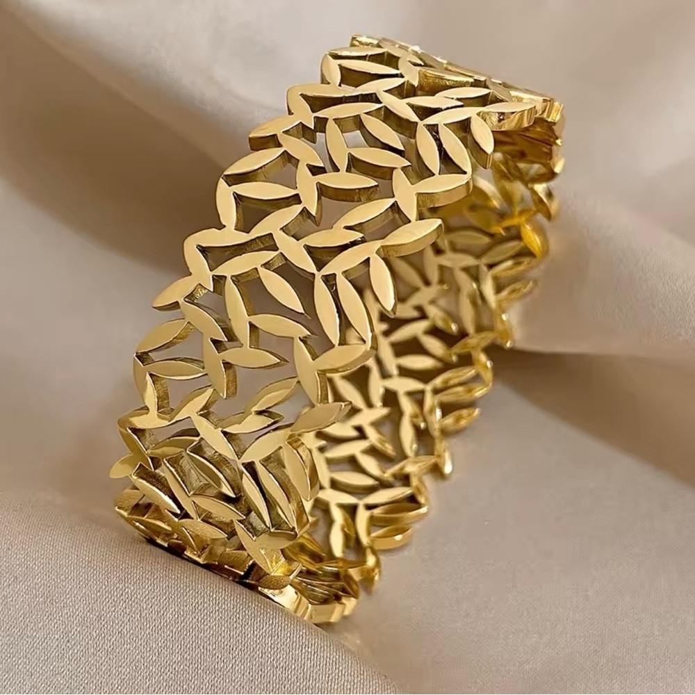 Chunky Leaf Wide Boho Bangle Bracelet